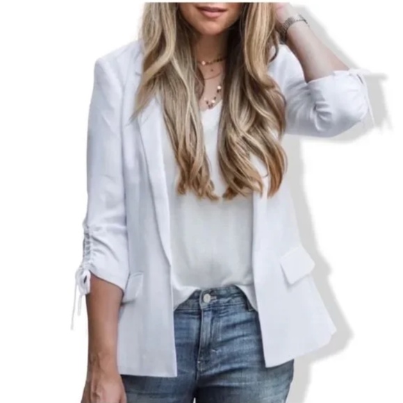 LOFT Jackets & Blazers - LOFT Women's Cinch Sleeve Blazer White - 14